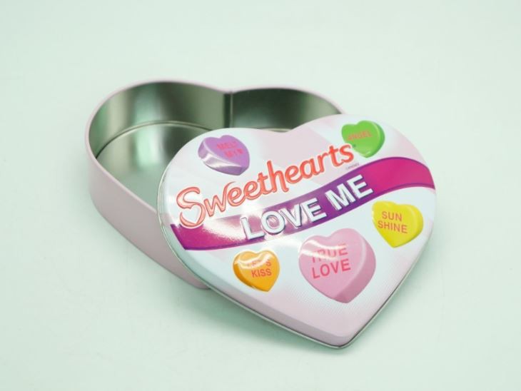 Printing Heartshaped Tin Can For Chocolate